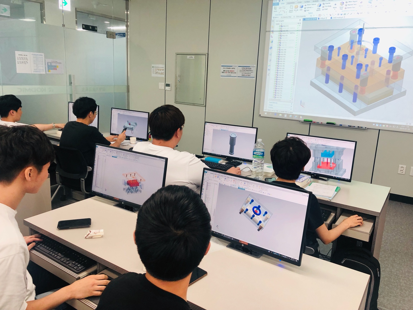 2019학년도 하계방학 유한대학교 3D프린팅금형공학과 현장맞춤 실무교육(사출금형설계과정)